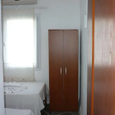 Auberge de jeunesse Denizati *